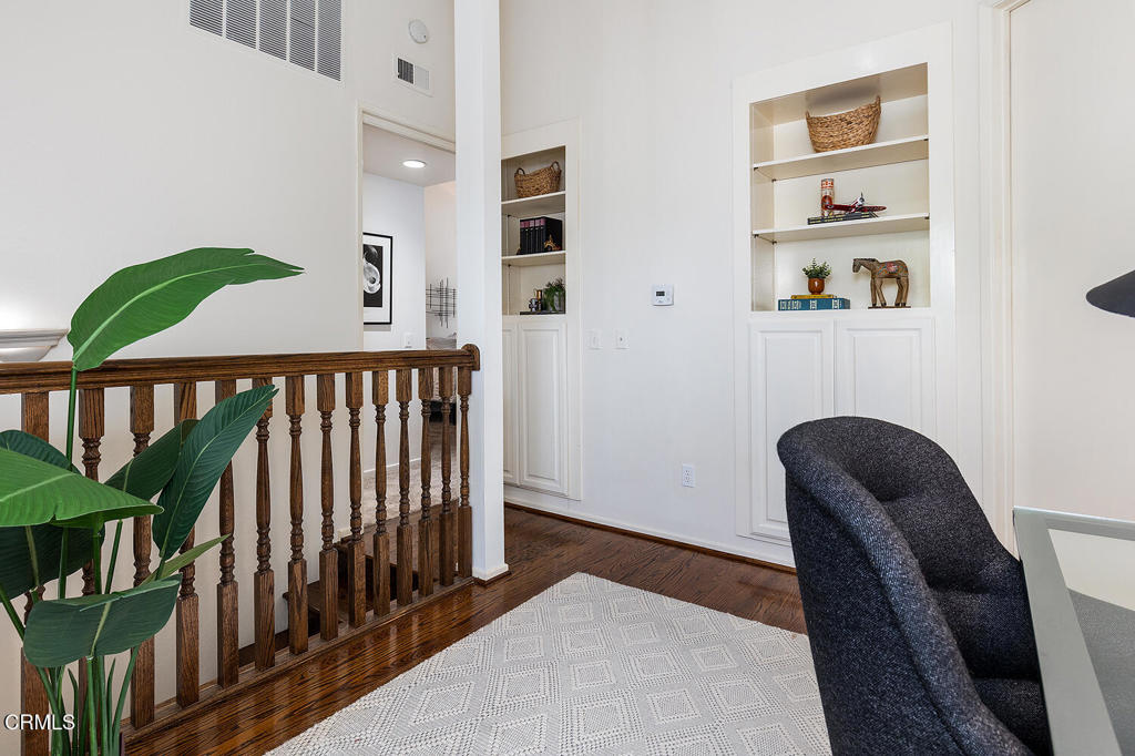 787 S Orange Grove Boulevard