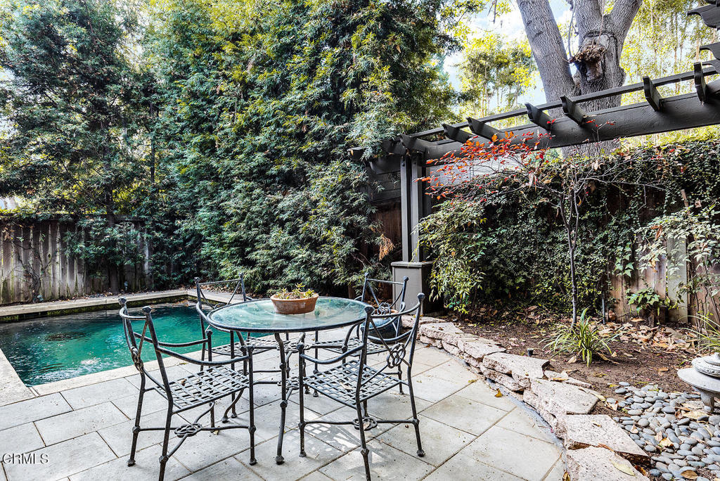 787 S Orange Grove Boulevard