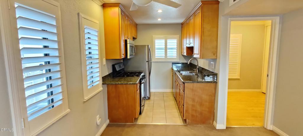 965 E Del Mar Boulevard 5