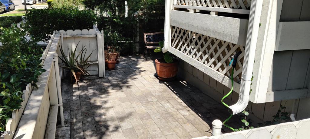 965 E Del Mar Boulevard 5