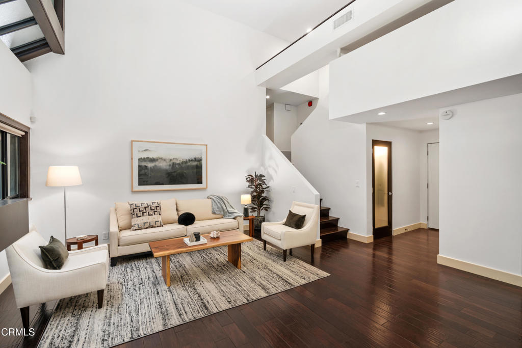 11915 Gorham Avenue 3