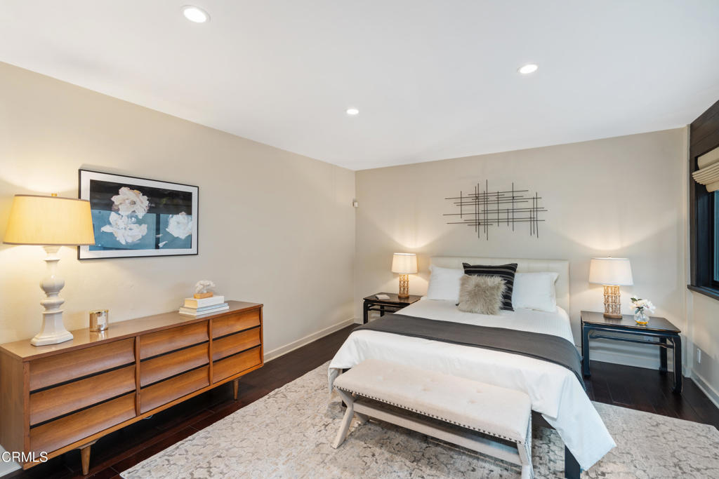 11915 Gorham Avenue 3