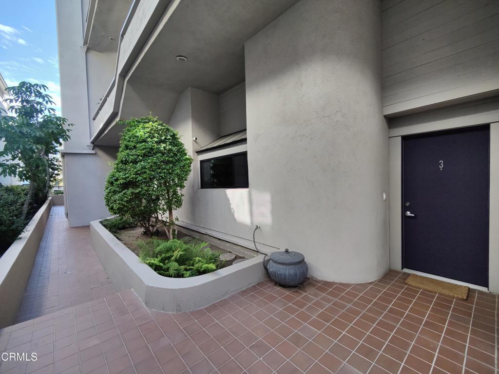 11915 Gorham Avenue 3