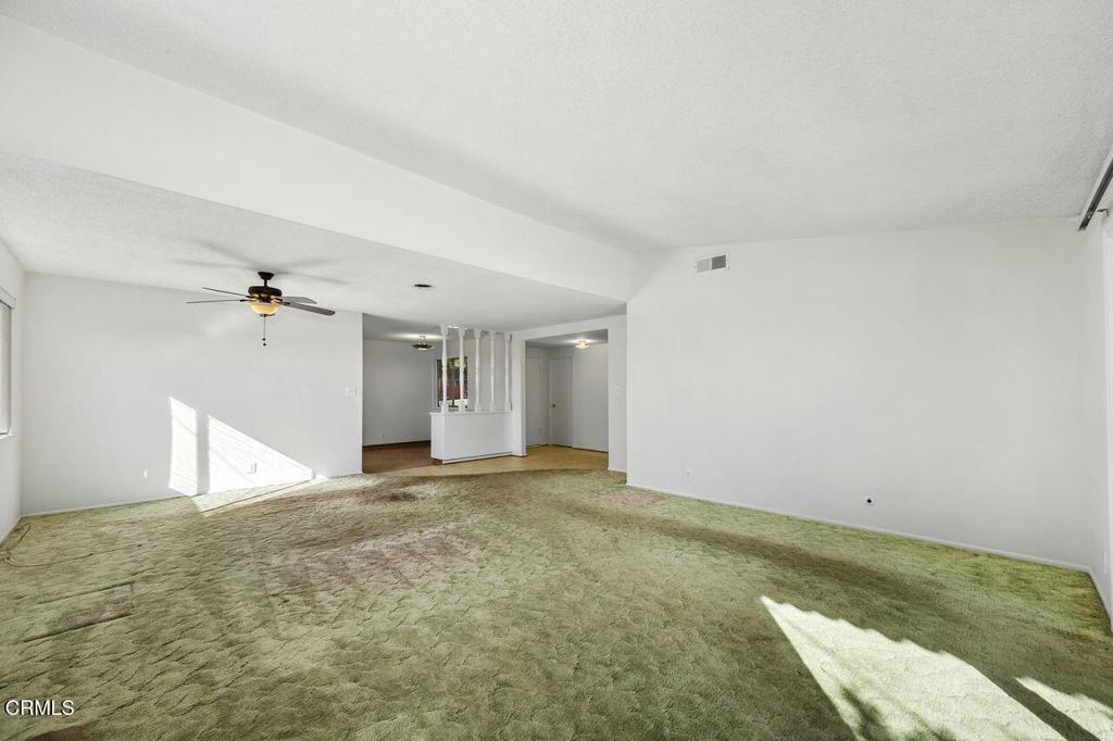 828 Perry Avenue