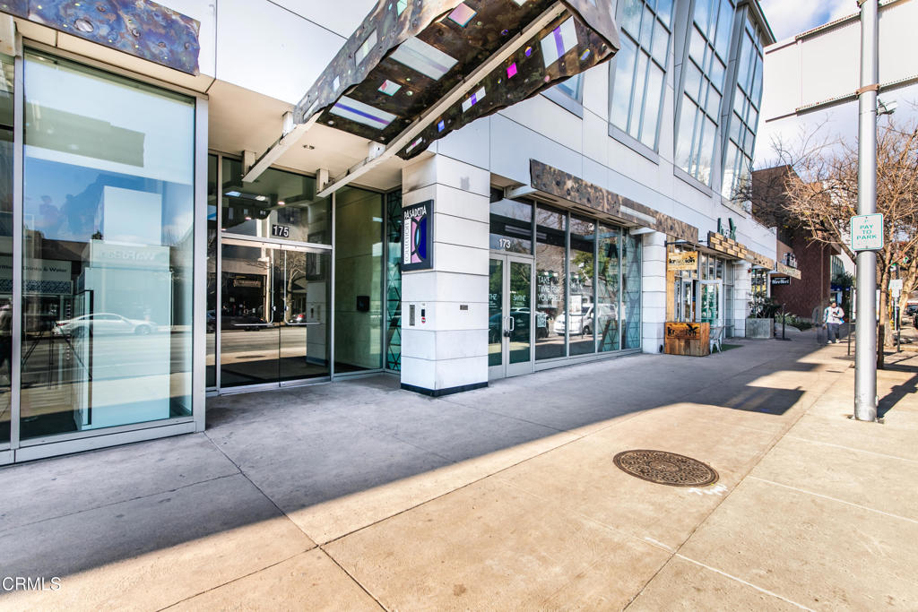 175 S Lake Avenue 401