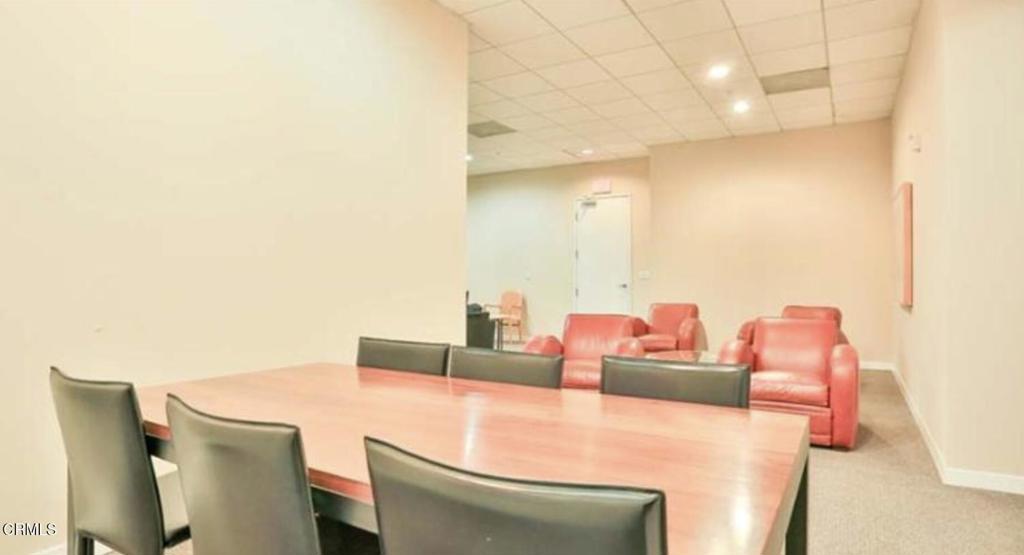 175 S Lake Avenue 401