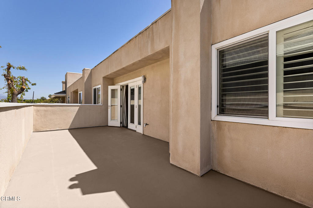 120 S Mentor Avenue 302