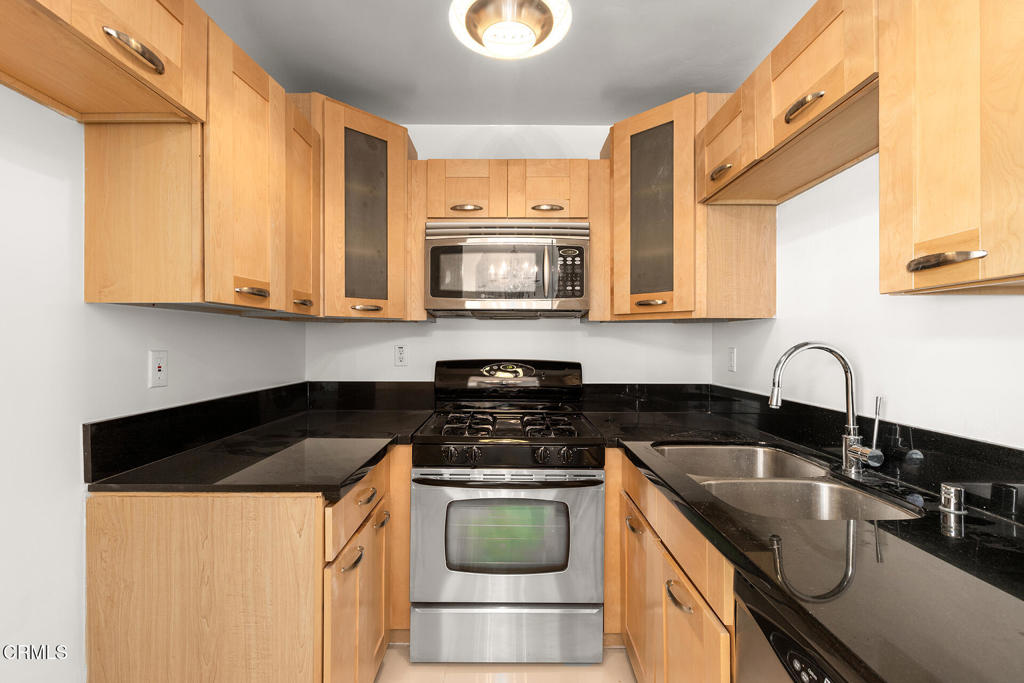 120 S Mentor Avenue 302