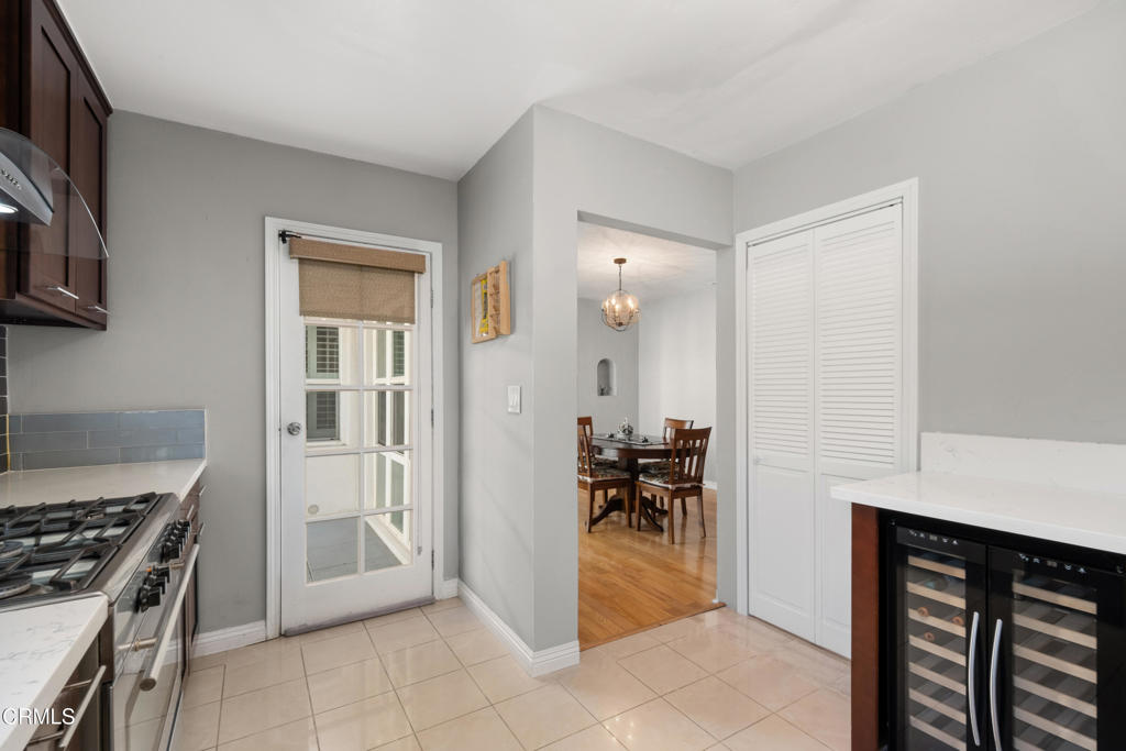 2116 Rose Villa Street