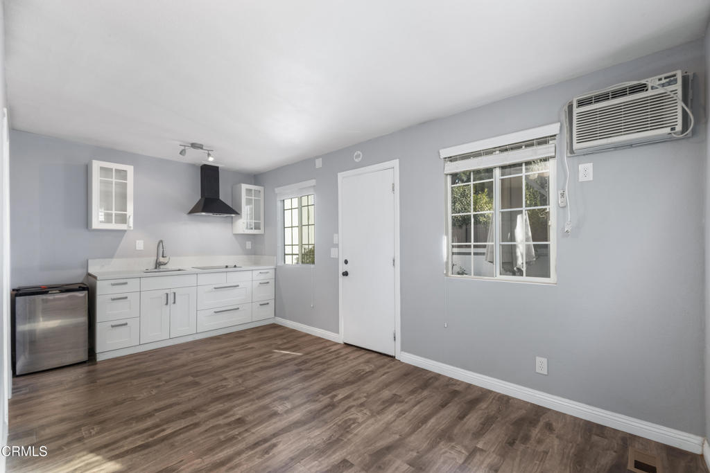 2116 Rose Villa Street