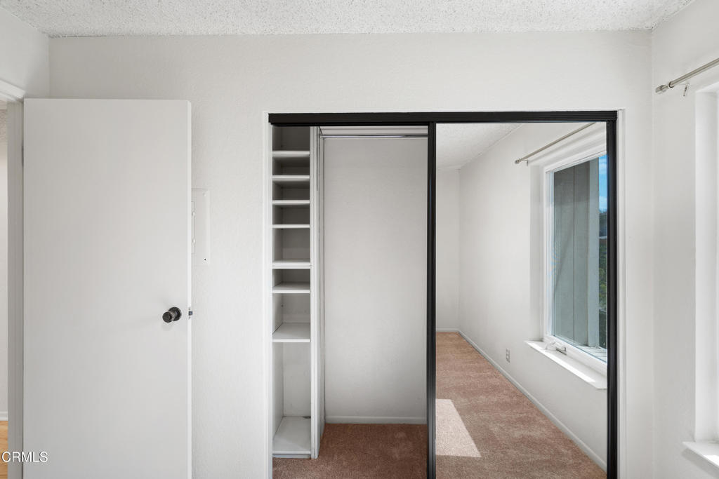 137 N Oak Knoll Avenue N 21