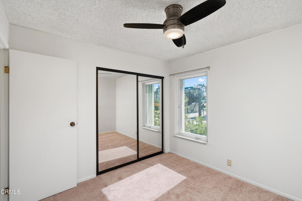 137 N Oak Knoll Avenue N 21