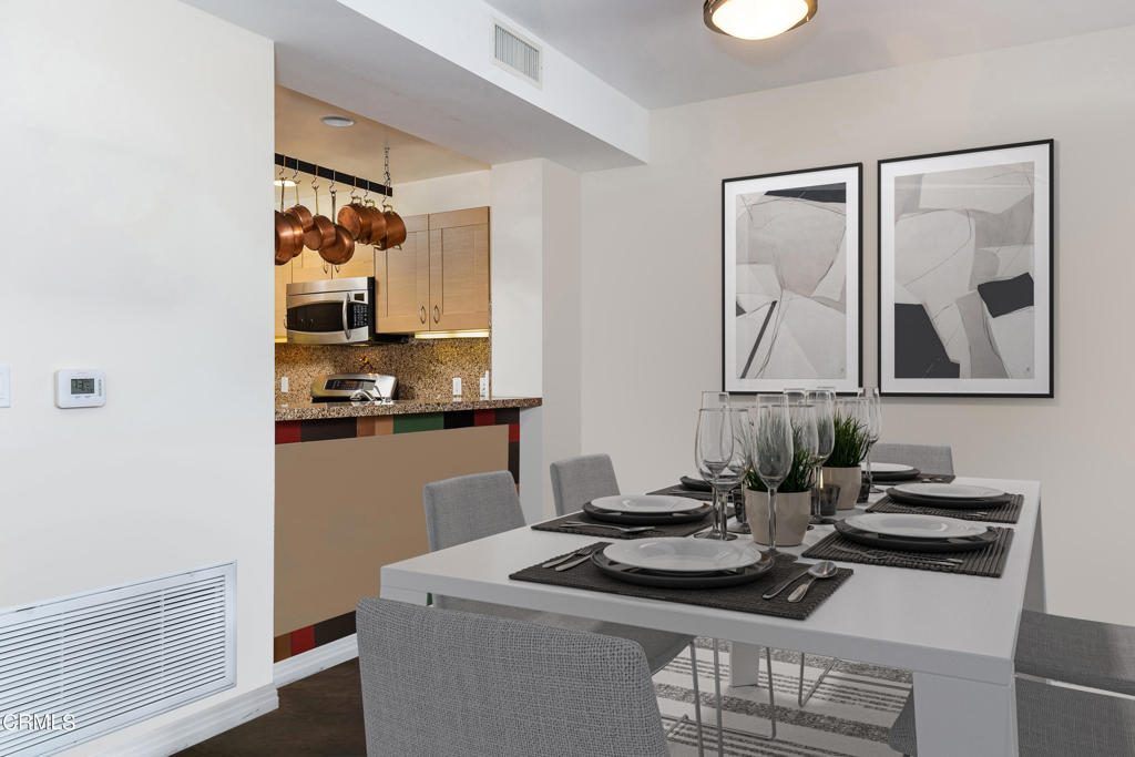 125 N Raymond Avenue 210