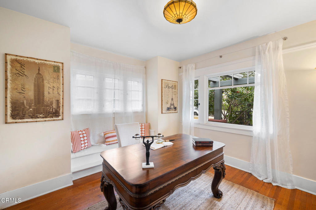 845 847 S Los Robles Avenue