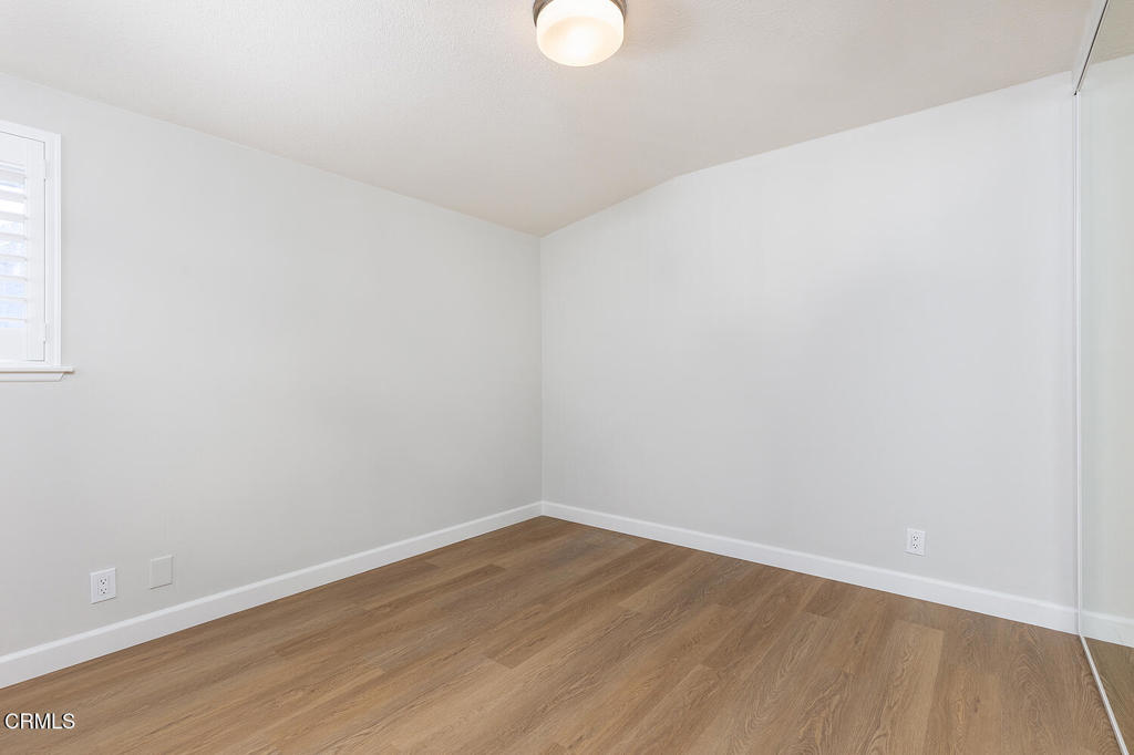 960 W Benwood Street