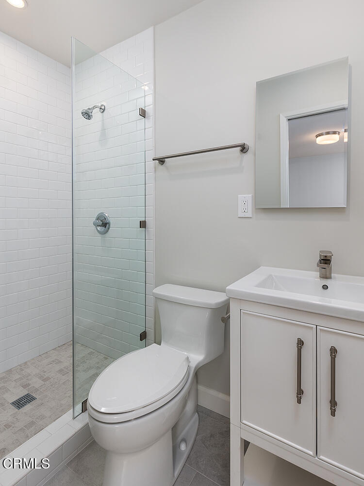 960 W Benwood Street