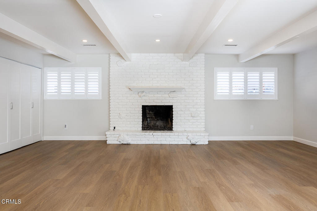 960 W Benwood Street