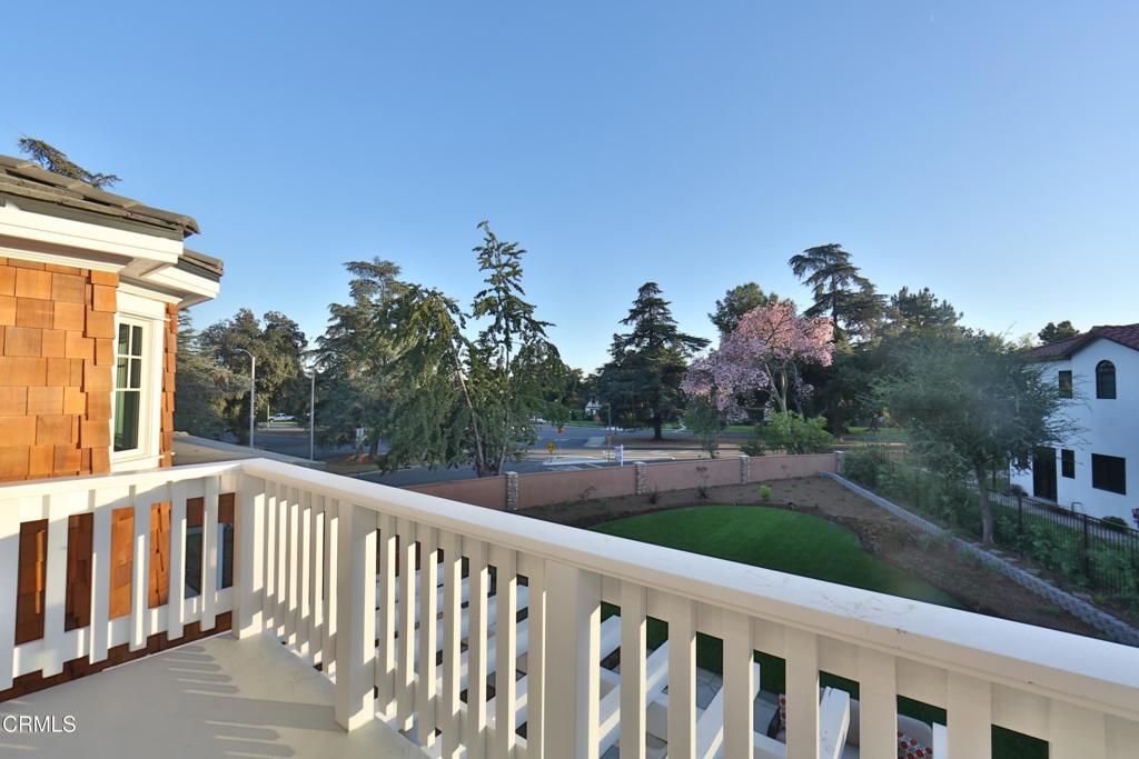 3861 E California Boulevard