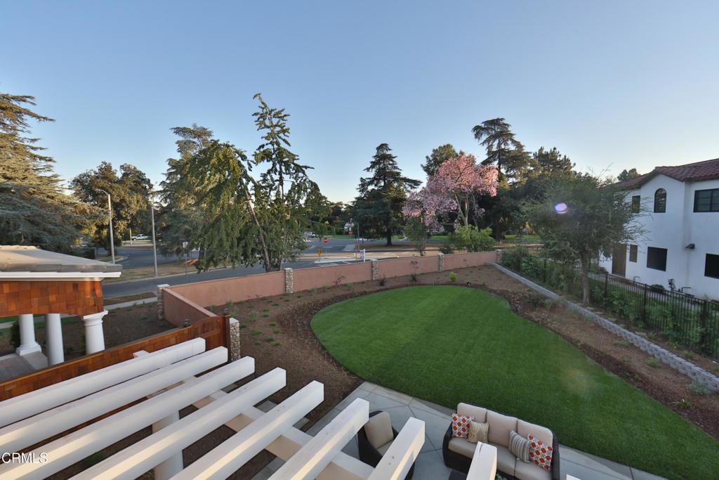 3861 E California Boulevard