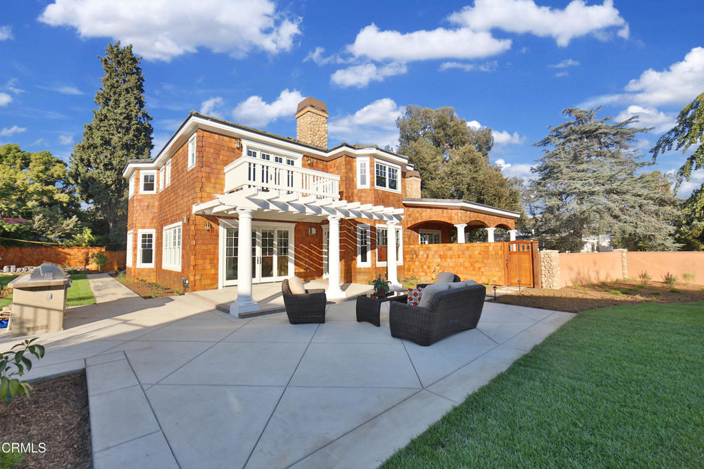 3861 E California Boulevard