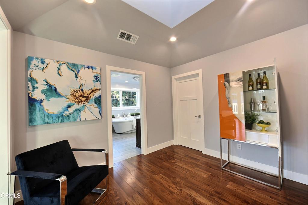 3861 E California Boulevard