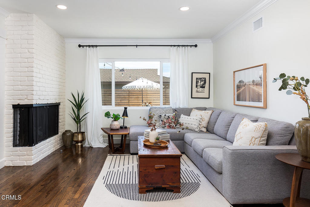 926 S Fuchsia Avenue