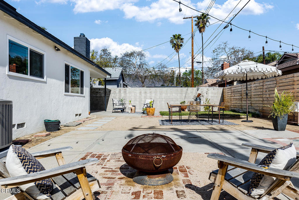 926 S Fuchsia Avenue