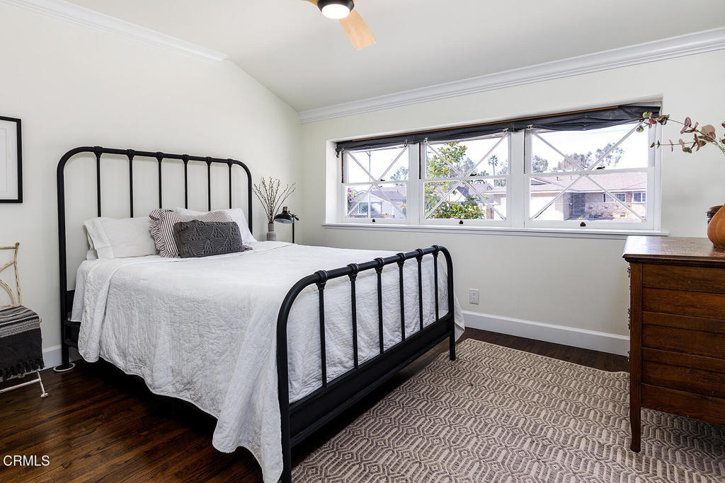 926 S Fuchsia Avenue