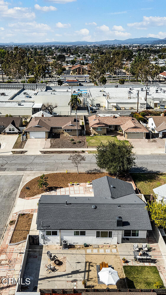 926 S Fuchsia Avenue