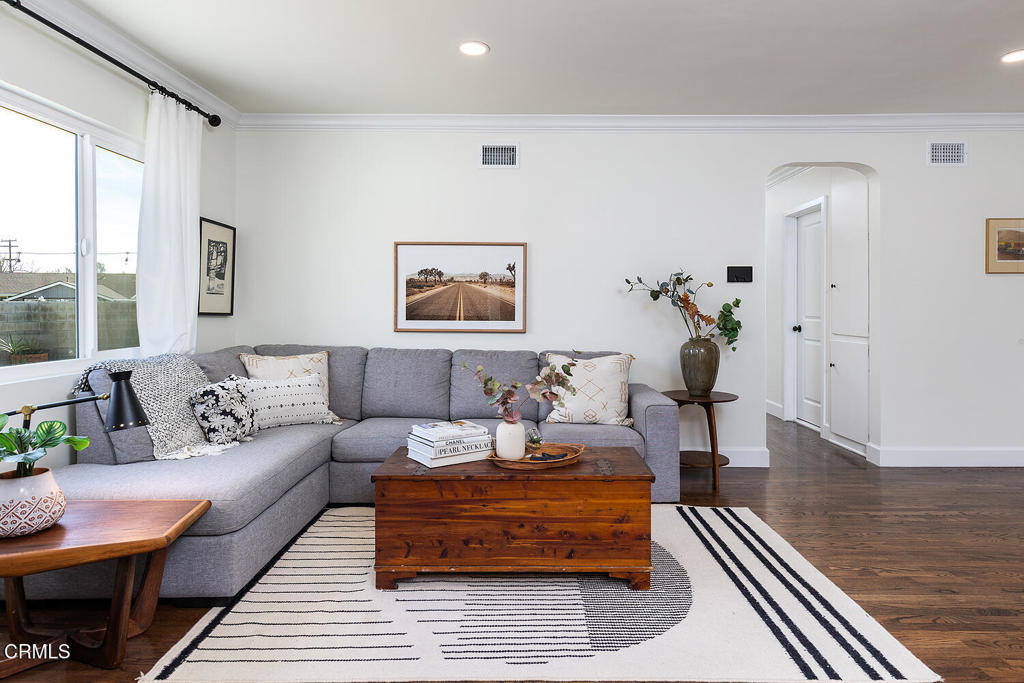 926 S Fuchsia Avenue