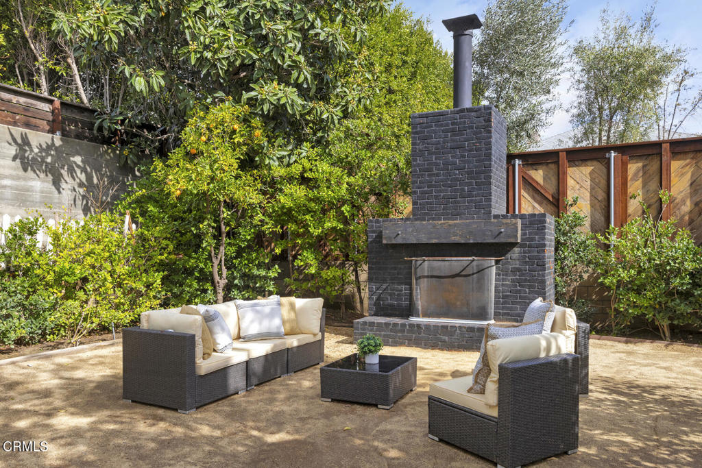 1736 N Stanley Avenue