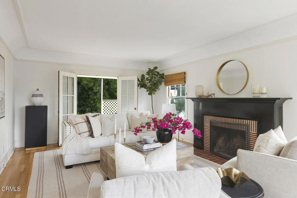 1736 N Stanley Avenue