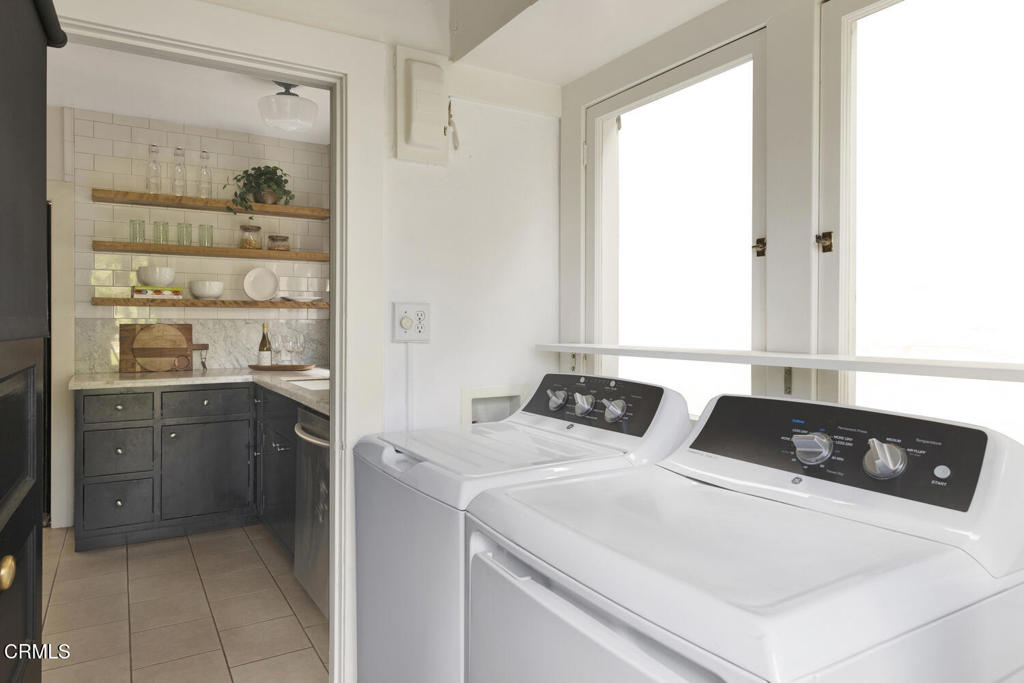 1736 N Stanley Avenue