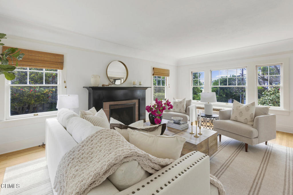 1736 N Stanley Avenue