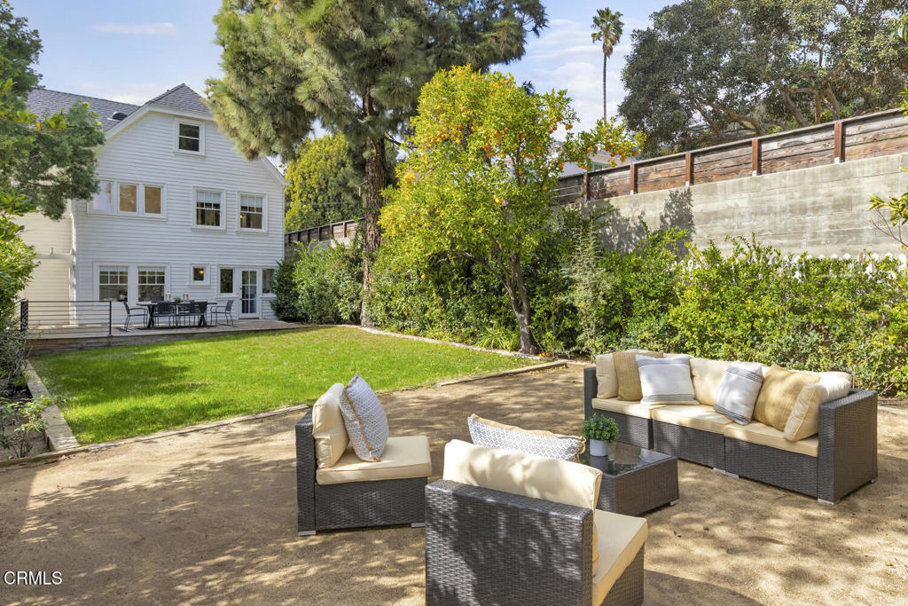 1736 N Stanley Avenue