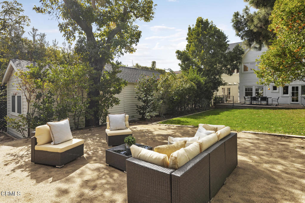 1736 N Stanley Avenue