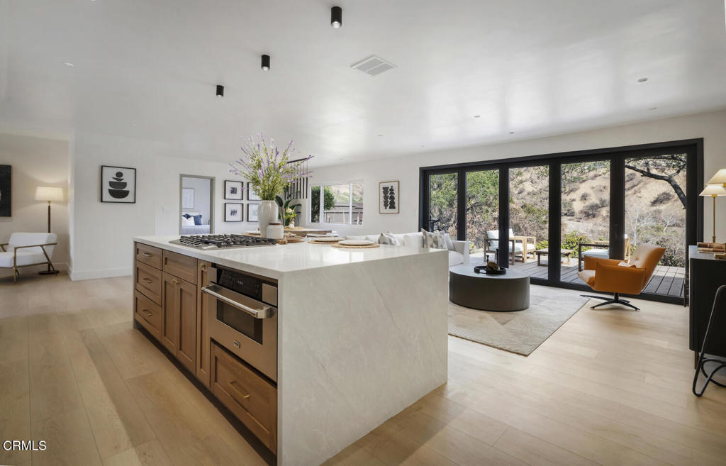 1780 N Altadena Drive