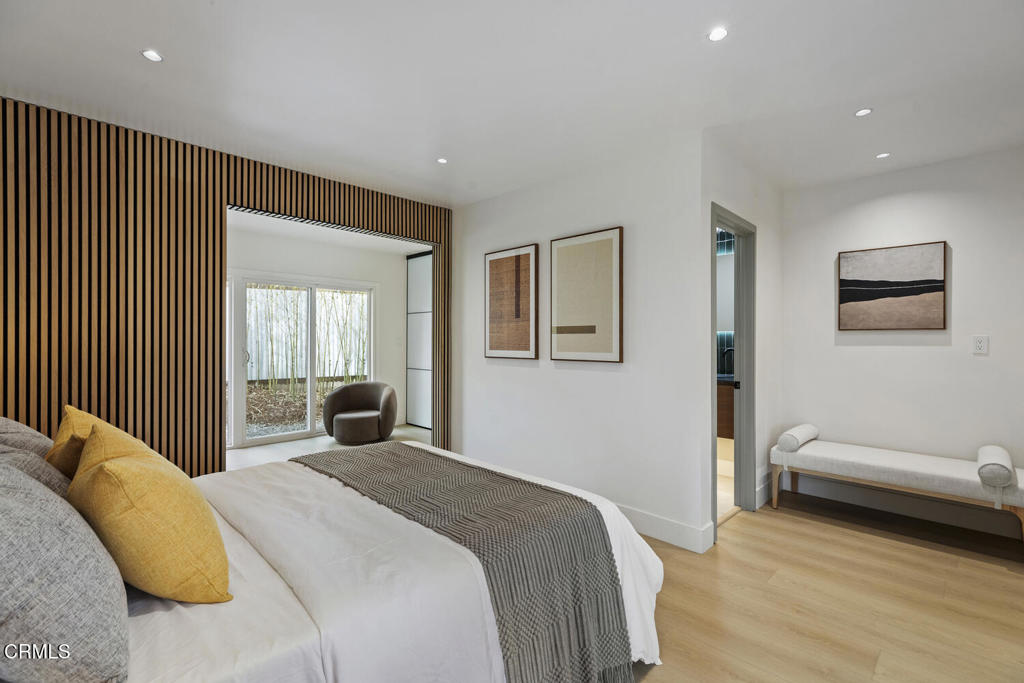 1780 N Altadena Drive