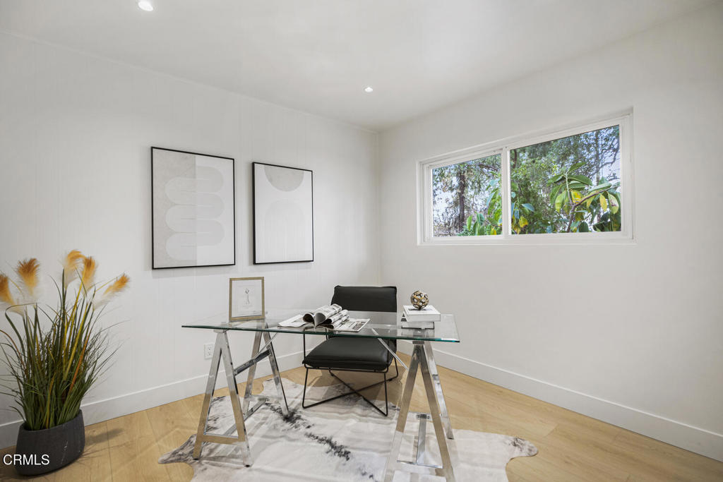 1780 N Altadena Drive