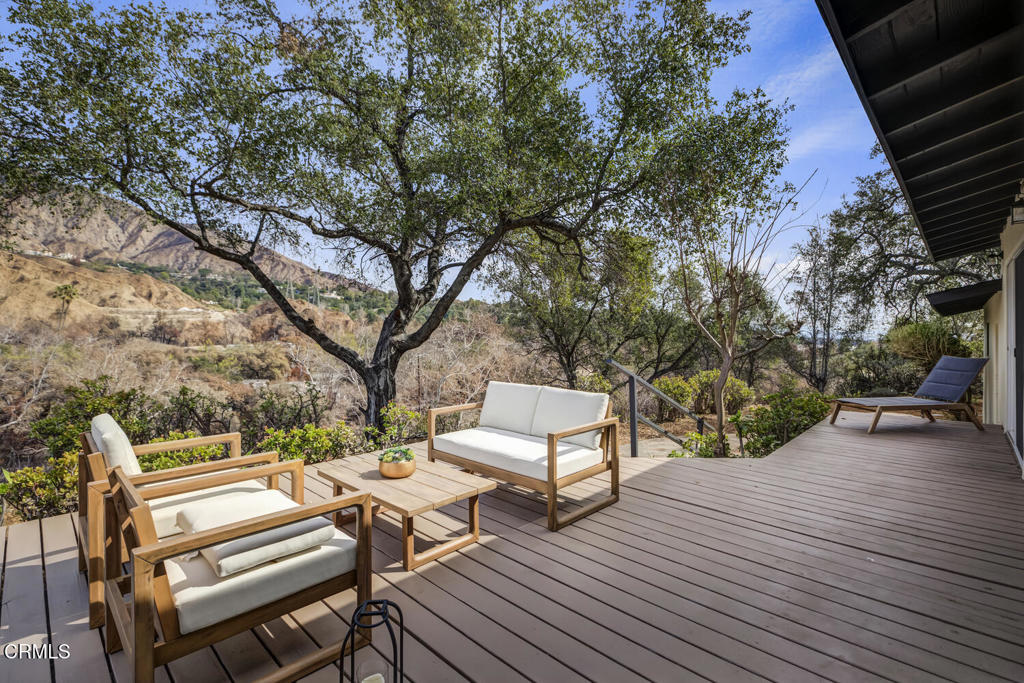 1780 N Altadena Drive