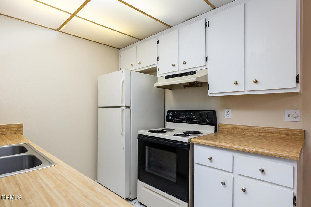 355 S Madison Avenue S 327