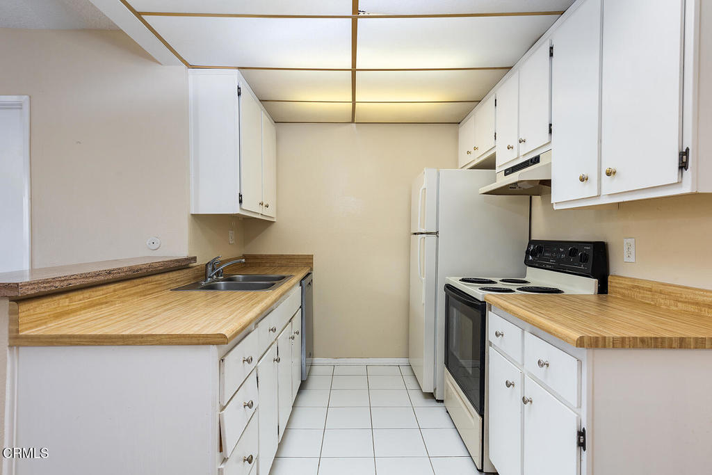 355 S Madison Avenue S 327