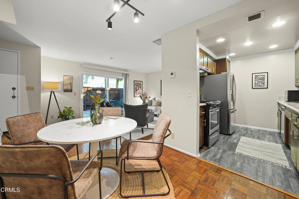 2729 Piedmont Avenue 2