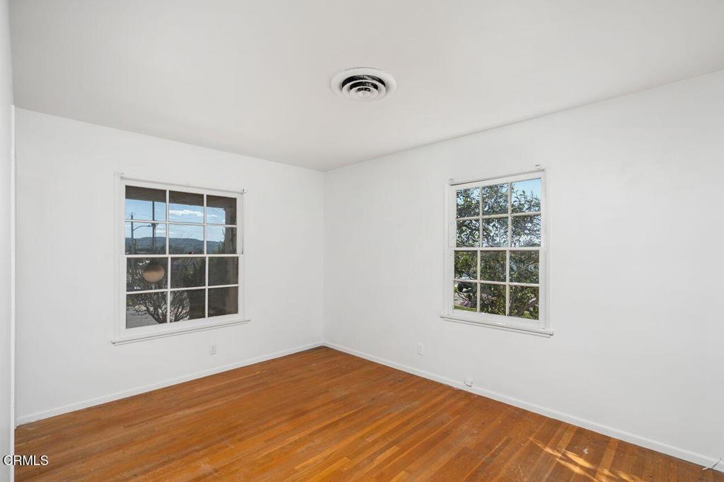 1009 E Edgecomb Street