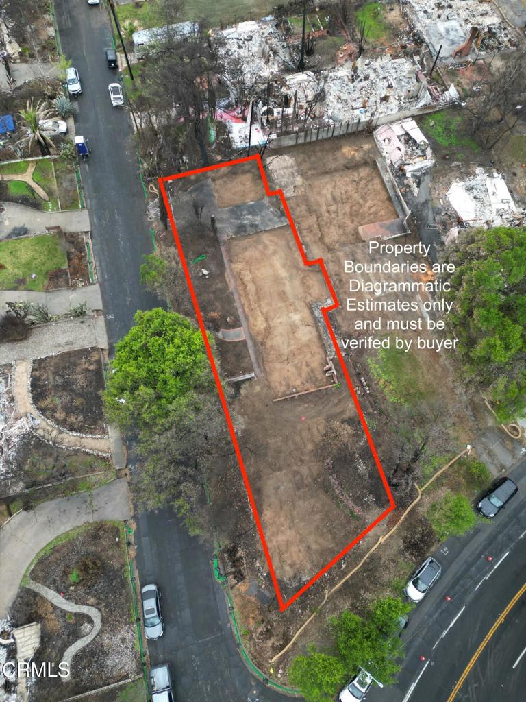 2717 N Raymond Avenue