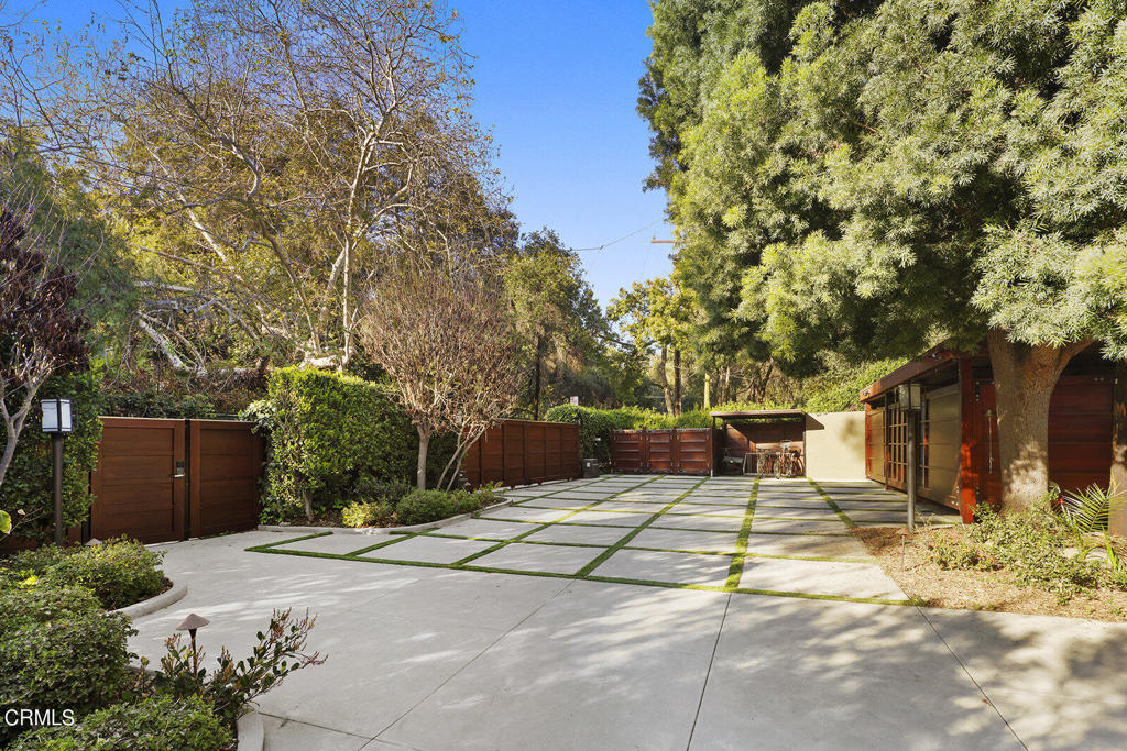 1066 Kewen Drive