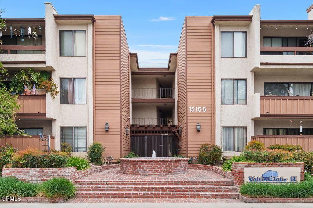 15155 Sherman Way 57