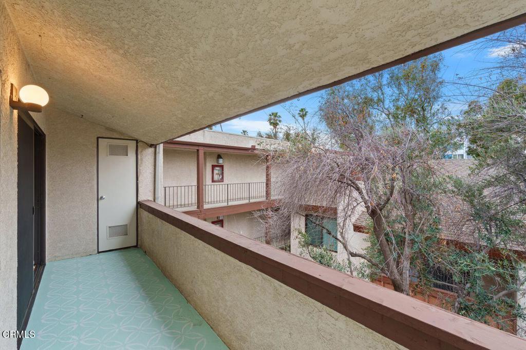 15155 Sherman Way 57