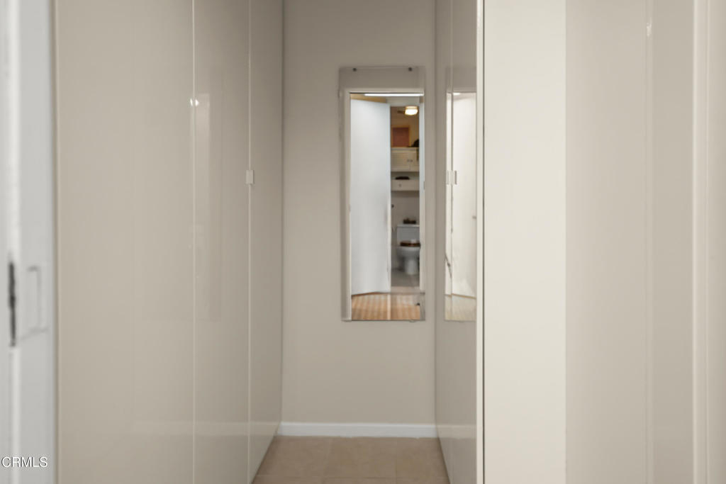 985 E California Boulevard 301