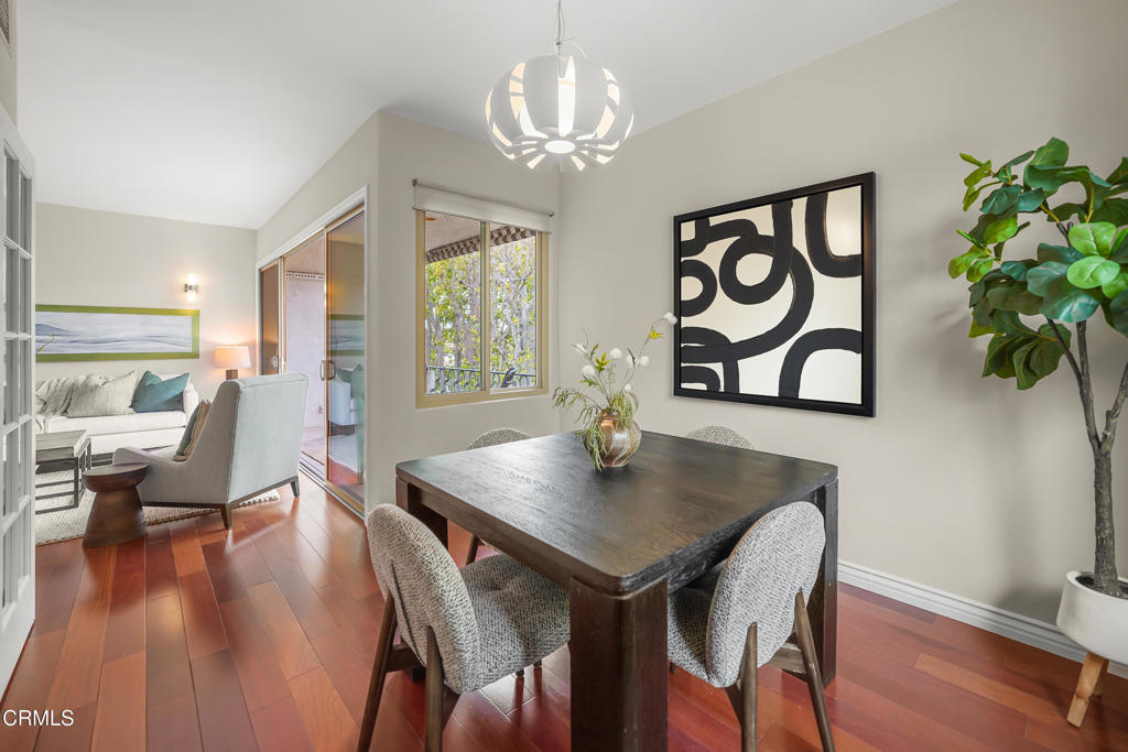 985 E California Boulevard 301